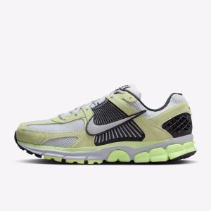 NIKE+ZOOM+VOMERO+5 (1)