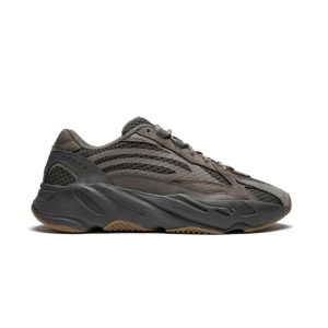 adidas-yeezy-boost-700-v2-geode-adidas-yeezy-boost-700-v2-geode-keesef-200605.jpg